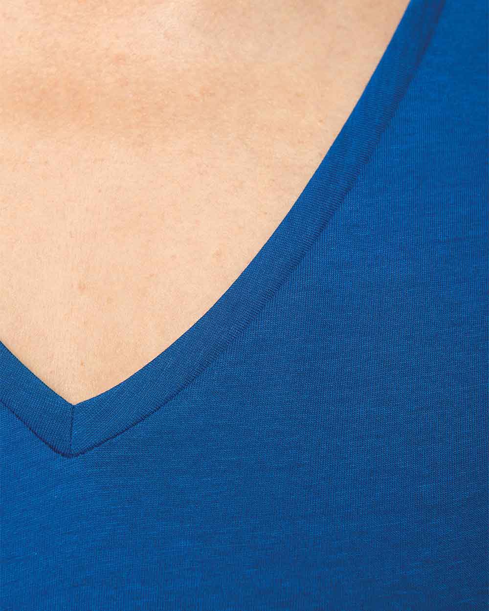damen-oversize-v-t-shirt-blau_04