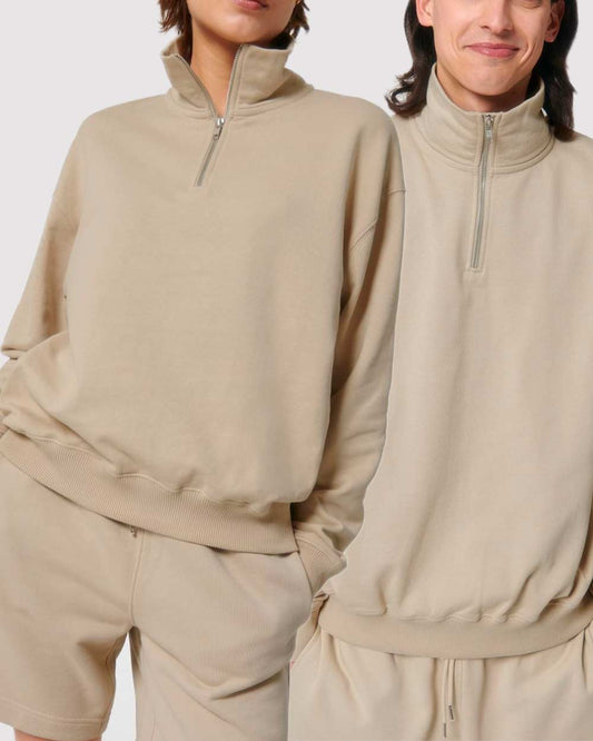 unisex-sweatshirt-oversized-mit-reissverschluss_desert-dust11