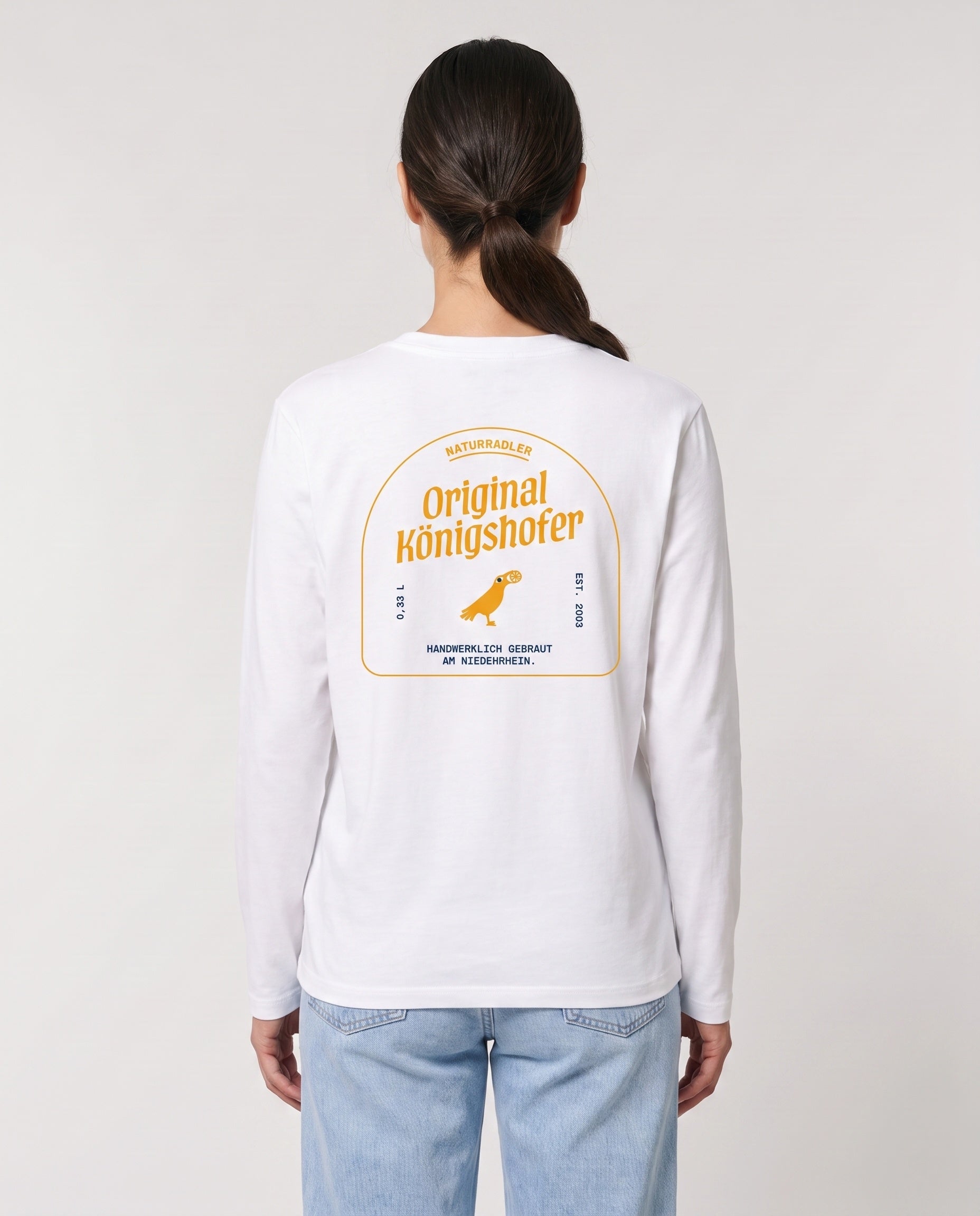 Middleweight Langarmshirt Brauerei Königshof - model-hinten - Gelb - Weiß