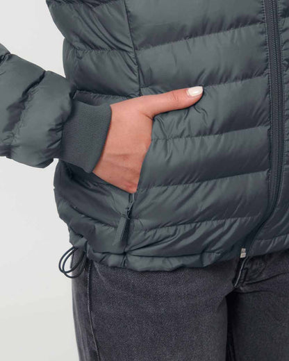 steppjacke-recycelt-damenjacke_deep-metal_03