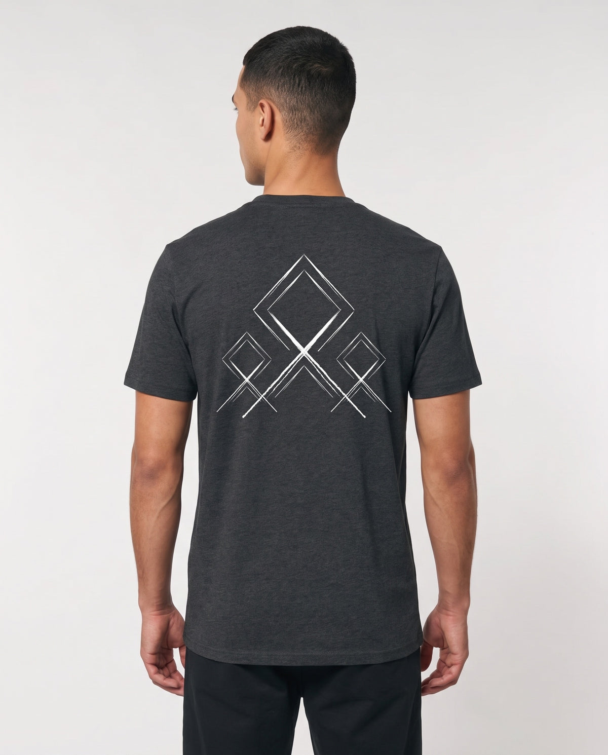 Mediumweight T-Shirt Logo Stammeszeit - model-hinten - Dark Heather Grey