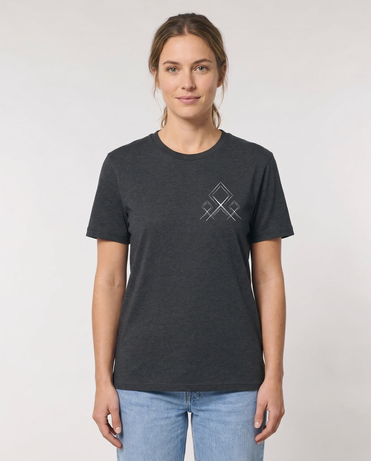 Mediumweight T-Shirt Logo Stammeszeit - model-vorne - Dark Heather Grey